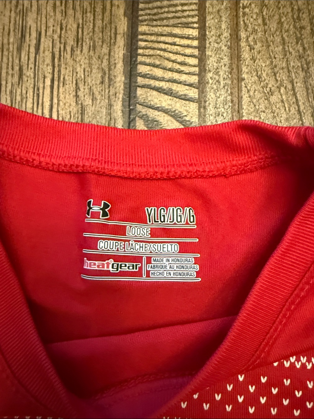 Under Armour Red Short-Sleeve Graphic Performance Tee - Picture 2 of 5